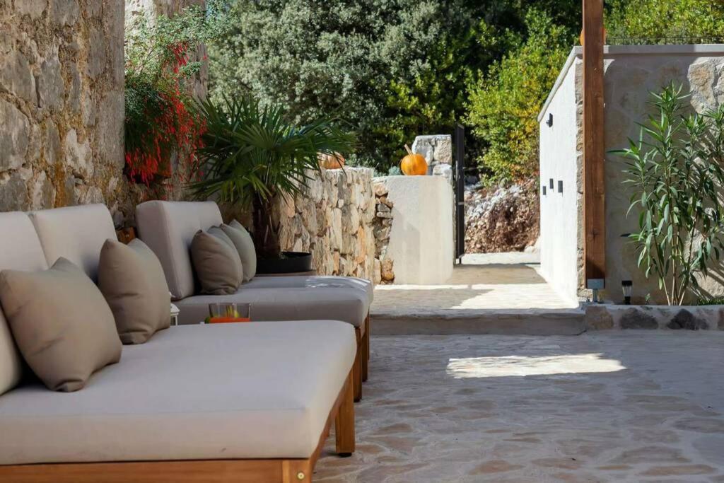 Holiday Home Marijana Заострог Экстерьер фото